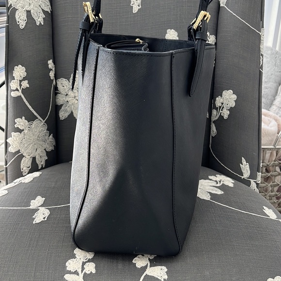 Tory Burch tote - Picture 6 of 11
